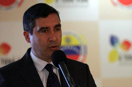 Caracas acusa a EEUU de intentar derrocar a Maduro